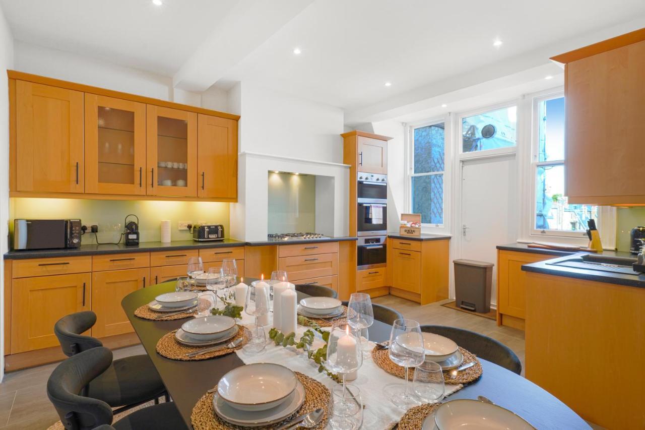 Spacious And Modern 4 Beds Home In Kensington Londra Esterno foto