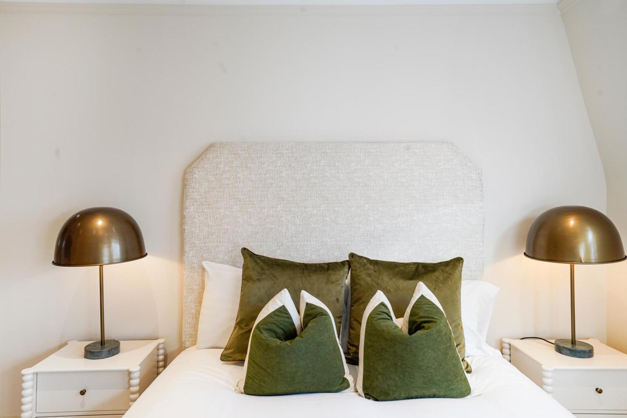 Spacious And Modern 4 Beds Home In Kensington Londra Esterno foto