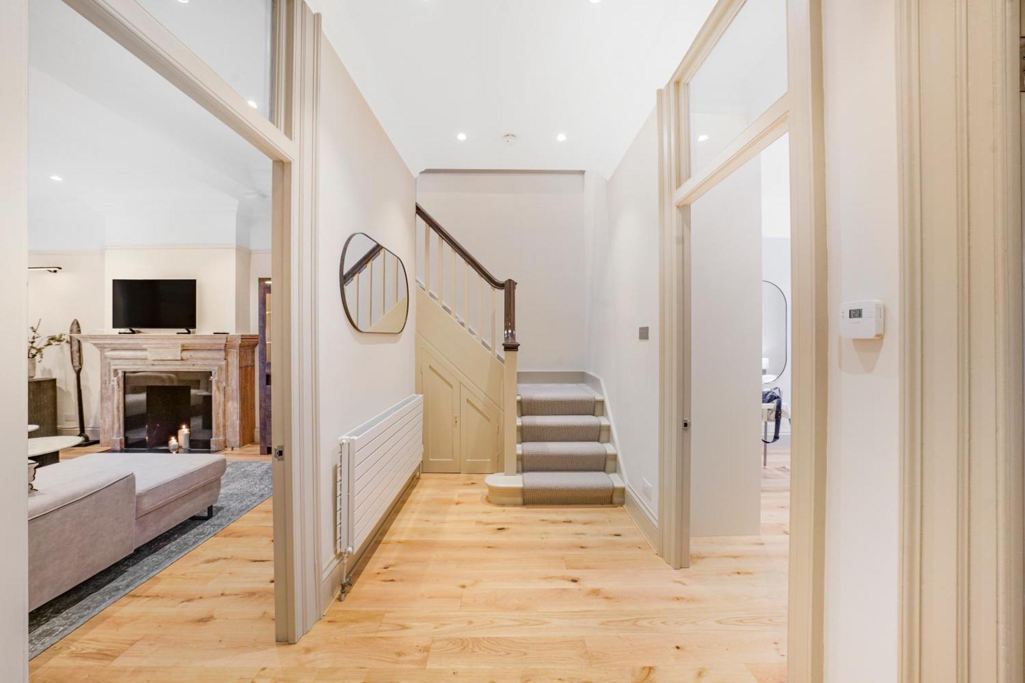 Spacious And Modern 4 Beds Home In Kensington Londra Esterno foto